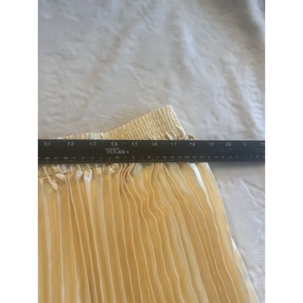 Petal And Pup Pleated Skirt Size 14 - Image 8