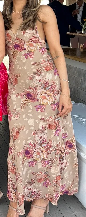 Bobbles and Lace floral dress - Image 4