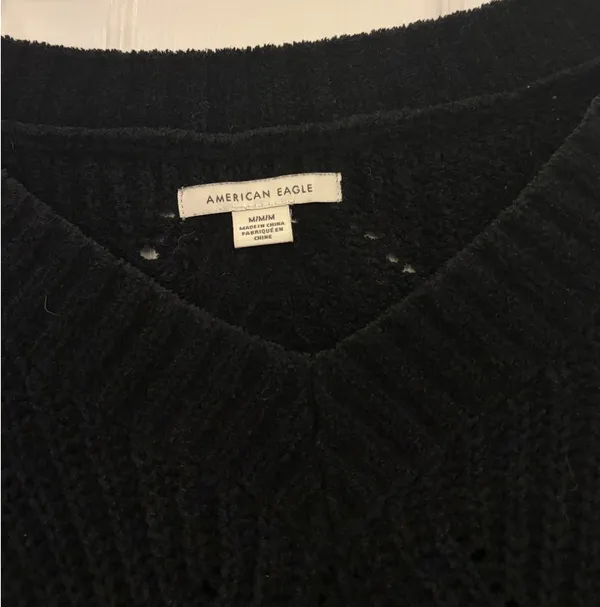 American Eagle Sweater - Image 3