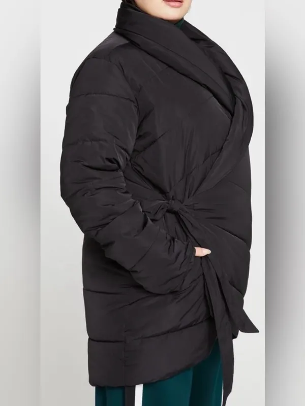 Universal Standard Kanda 2 Wrap Puffer Coat Women's Black Tie Jacket size 18/20 - Image 2