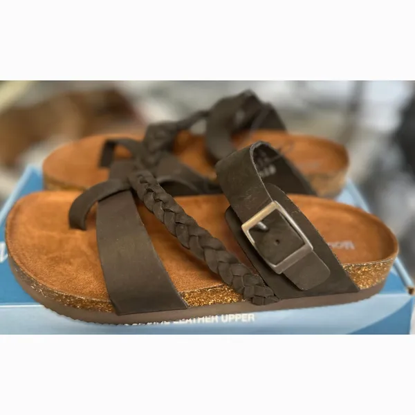 Mountain Sole Womens Leather Footbed Sandals Black size 7 - Image 6