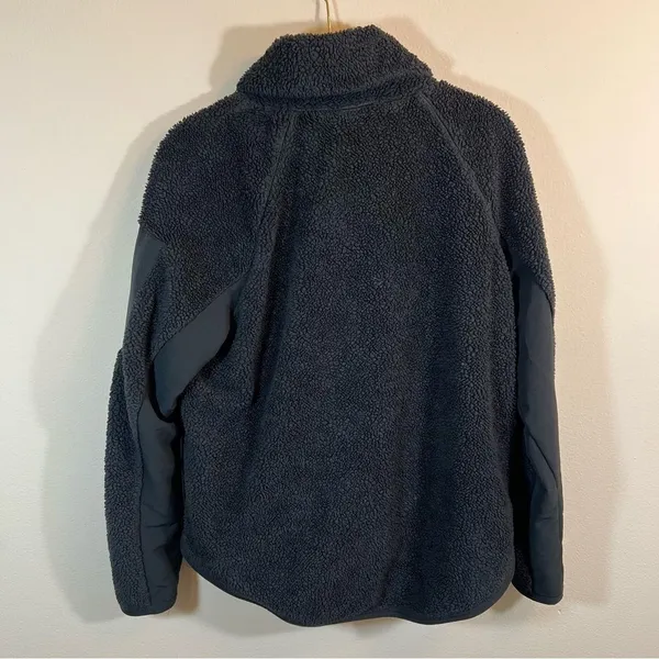 ✨‎ Nike Women’s Black Sherpa Fleece Mock Neck Sweatshirt Medium - Image 11