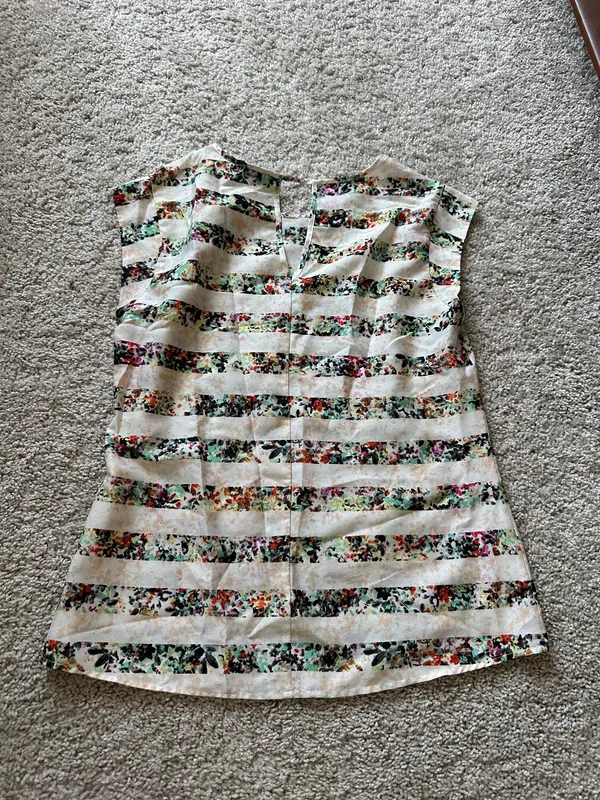 The Limited Top - Image 2