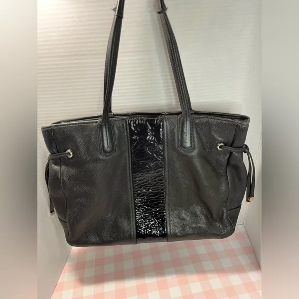 Coach Black and Glossy Leather Tote - Image 2