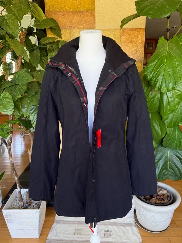 NEW Pendleton Women's Removable Hood Plaid Lining Zip Black Rain Jacket, Size M - Image 5