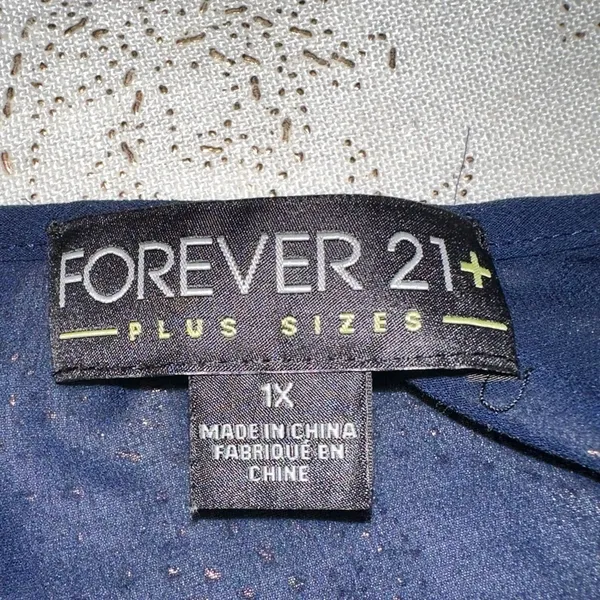 Forever 21+ Navy Blue Resort Chiffon Blouse | Twisted Back Detail | Size 1X - Image 7