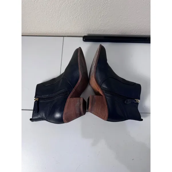 Tory Burch Leather Ankle Booties Women Size 8 Black Block Heel‎ Minimalist Chic - Image 3
