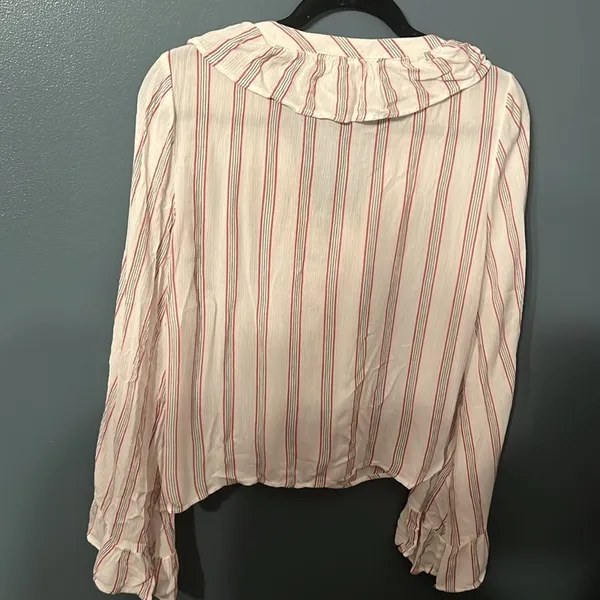 American Eagle Ruffle Blouse - Image 6