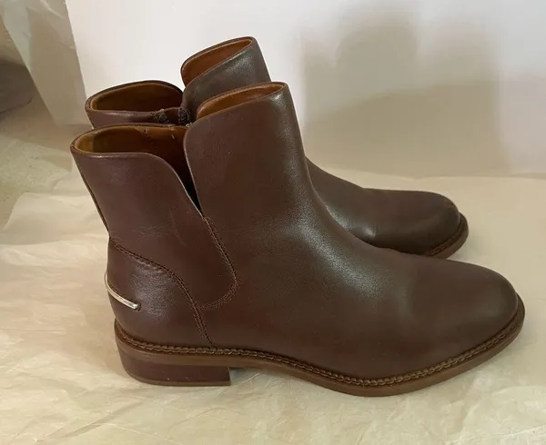 FRANCO SARTO (7) BROWN LEATHER ANKLE BOOT WITH SIDE ZIP PREOWNED - Image 6