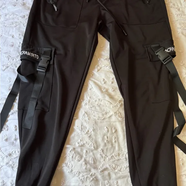 S BLACK CARGO JOGGERS WITH buckles and design - Image 2
