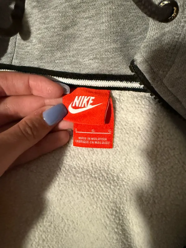 Nike Zip-Up Hoodie - Image 2