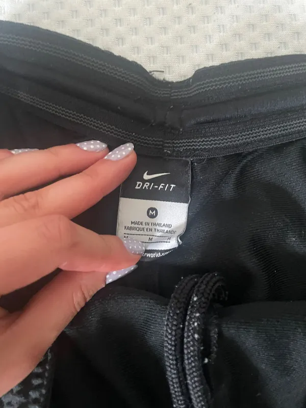 Adidas Nike Shorts Women’s - Image 2