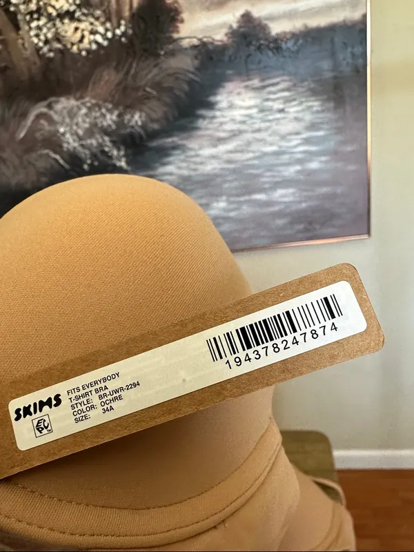 NWT SKIMS Fits Everybody Push Up Tshirt Bra in‎ shade OCHRE size 34A - Image 4