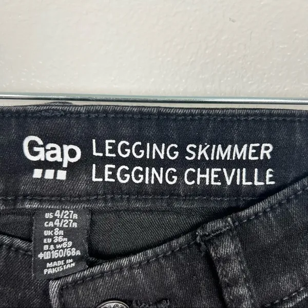GAP Mid Rise Black‎ Skinny Jeans 4 - Image 2