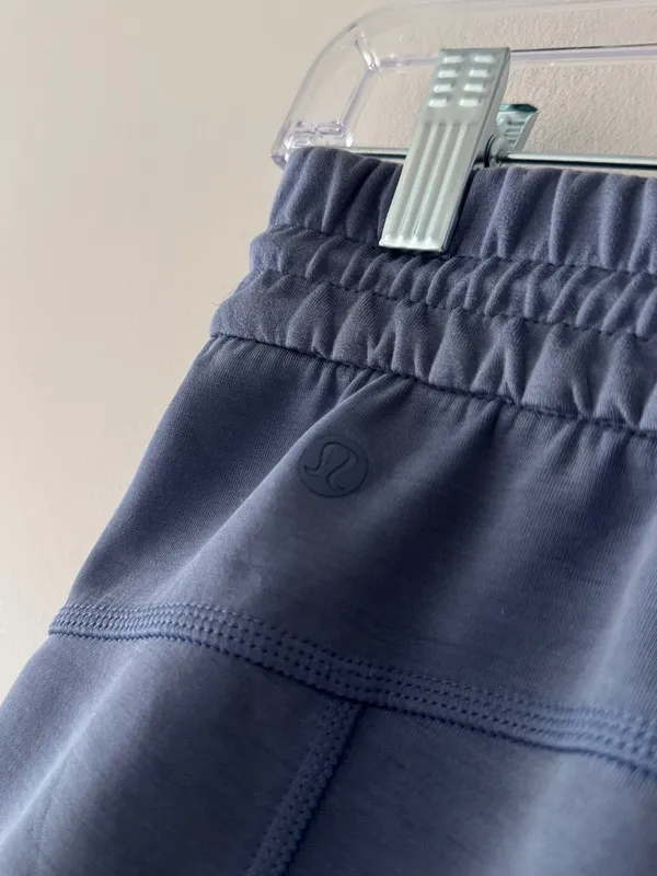 Lululemon Athletica Softstreme High-Rise 4” Shorts Oasis Blue Size 4 - Image 10