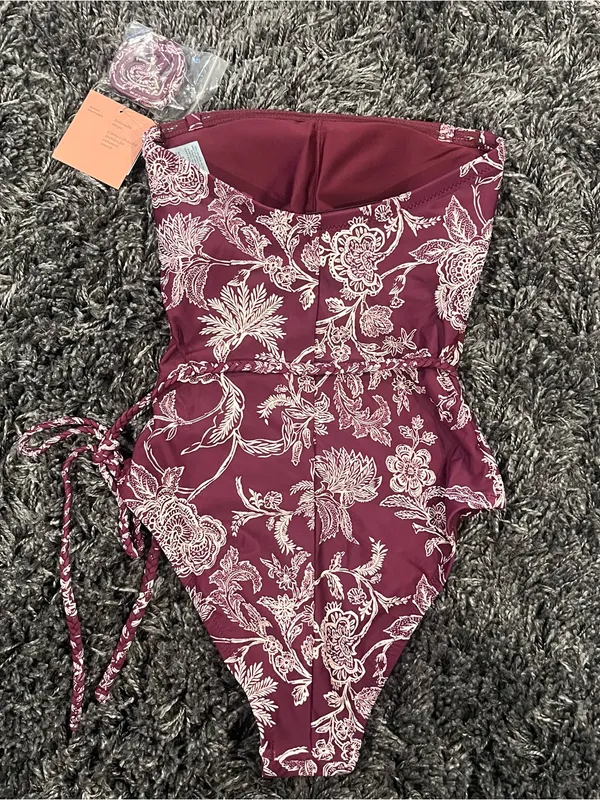 🌺Nwt Shade & Shore Burgundy Paisley Swimsuit Size Small🌺 - Image 5