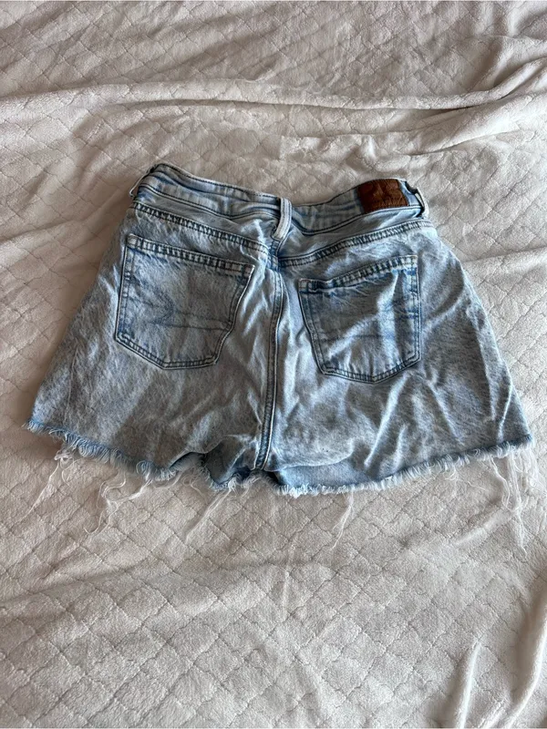 American Eagle Womens Light Blue Distressed Denim Shorts - Image 2