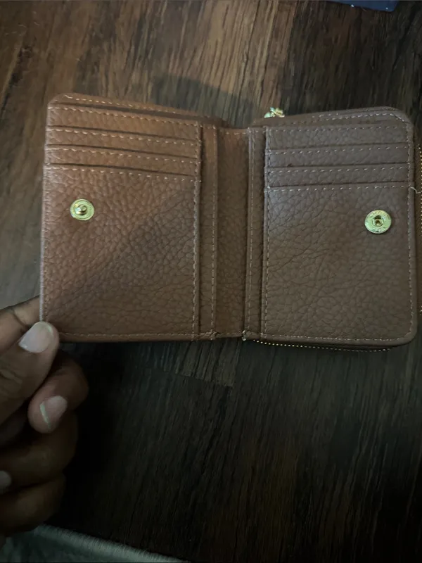 Steve Madden Brown Pebbled Leather Zip Wallet with Braided Accent - Image 3