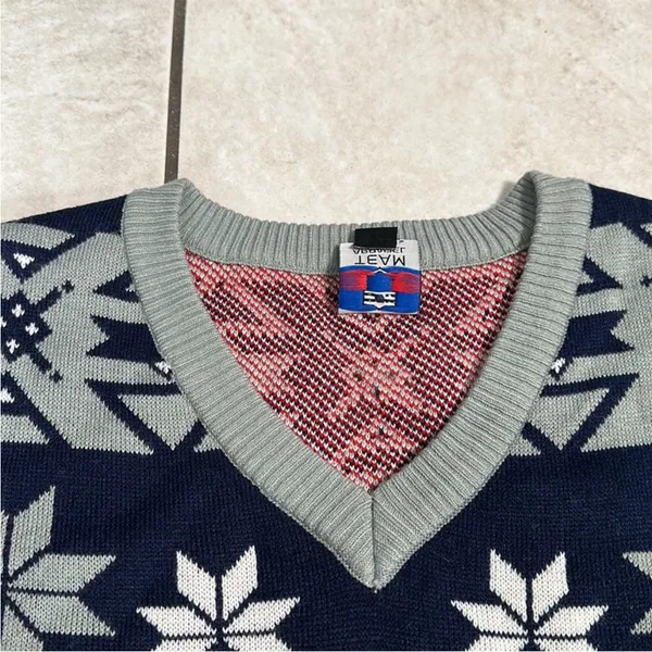 NFL V-Neck New England patriots fair isle sweater Sweater Blue and Gray small - Image 11
