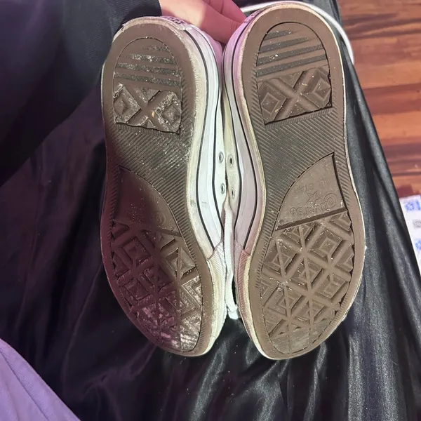 Converse Women's Classic White Sneakers - Image 6