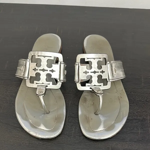 Tory Burch benton 2 flats Silver Metallic Sandals with Logo Buckle - Image 2