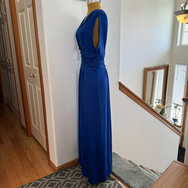 Plus Size Women Elegant V Neck Long Dress Sleeveless Wedding Evening Dress Gown - Image 9