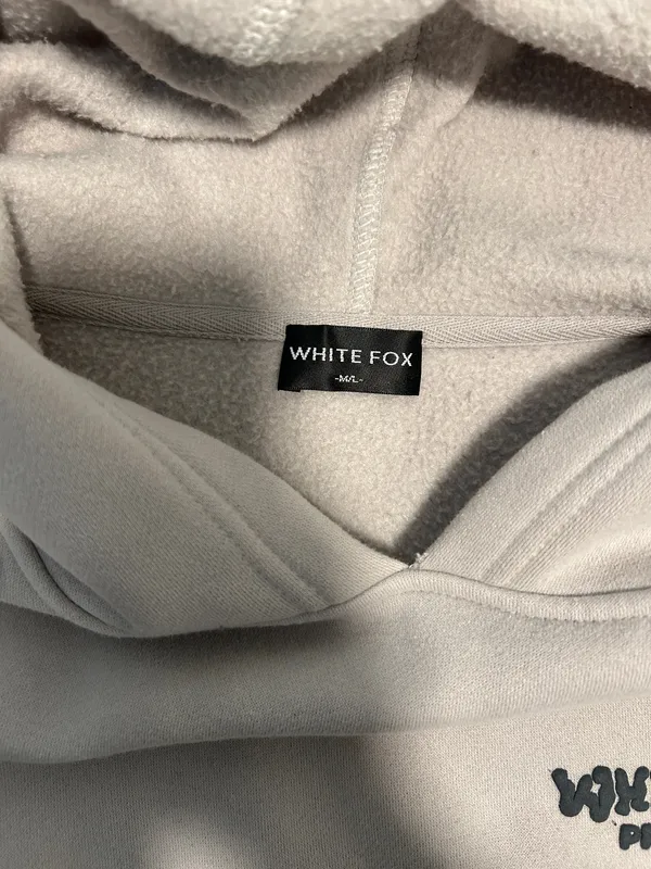 White Fox Boutique Hoodie Oversized - Image 3