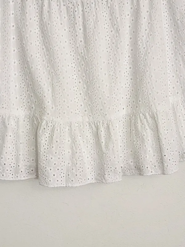 LOFT White Eyelet Ruffle Trim Pull-On Mini Skirt Size Large - Image 4