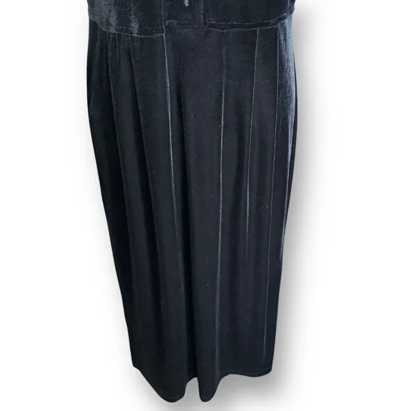 Vintage Studio Ease Black Velvet Babydoll Waist‎ Sleeveless Vneck Maxi Dress - Image 5