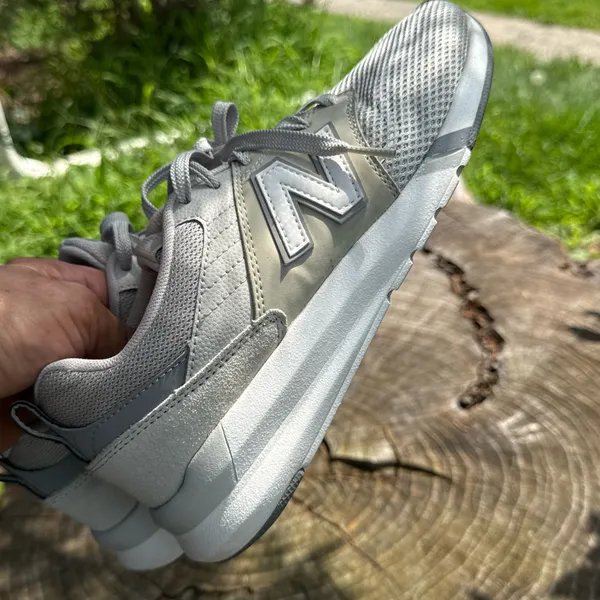 Women New Balance 009v1 Running Shoes Lace-Up, Low Top, Light Cliff Grey size 8.5 - Image 6