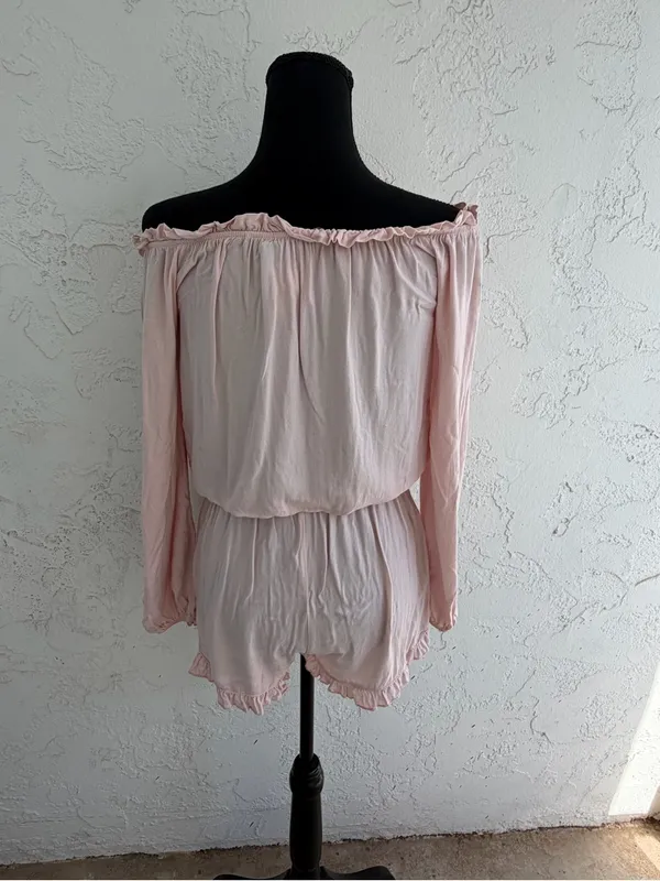 Brandy Melville Light Pink Off-Shoulder Romper - Image 2