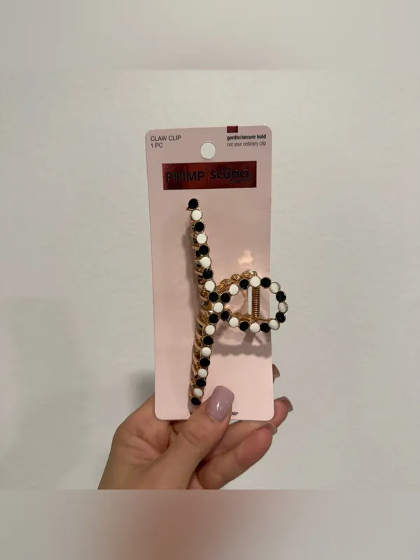 Primp Scunci by Conair Pearl Hair Claw Clips Bundle - Image 2