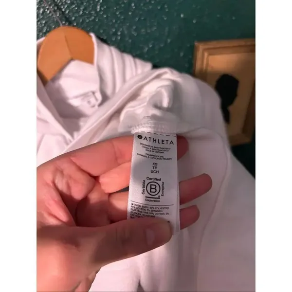 Athleta Womens XS Triumph Hoodie Sweatshirt Full Zip Thumbholes White - Image 3