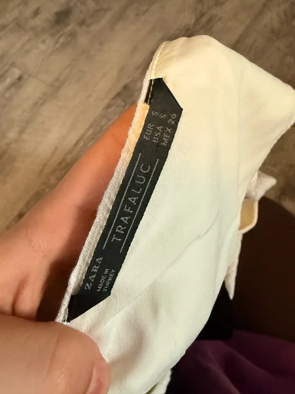 ZARA Unique Open back bow tank - Image 3