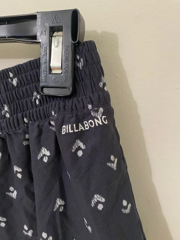 Billabong Navy Blue Printed Shorts - Image 3