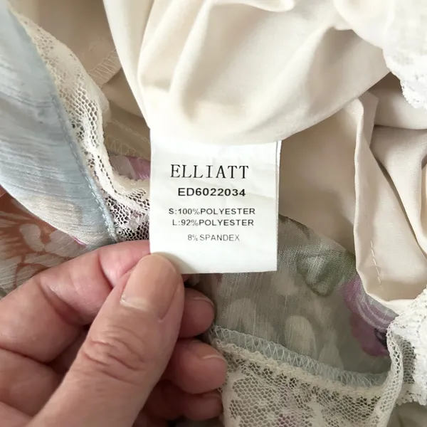 NEW Elliatt Karishma Light Blue Floral Lace Trim Chiffon Romper Size Medium - Image 5