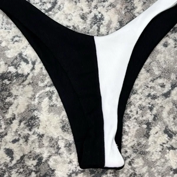 Zaful Monochrome Black & White Halter Bikini - Image 4