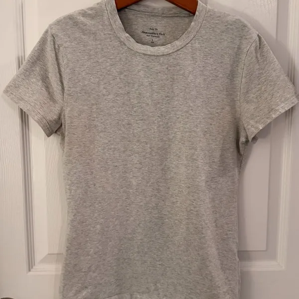 Abercrombie & Fitch A&F Essentials Baby Tee Heathered Grey Size Large - Image 9
