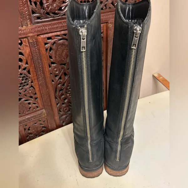 UGG Seldon Tall Black Leather Riding Boots Rear Zipper1009201 Womens Size 7 - Image 4