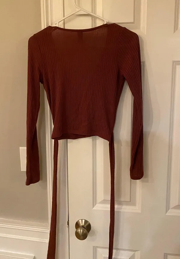 Windsor Wrap Cropped Sweater - Image 7