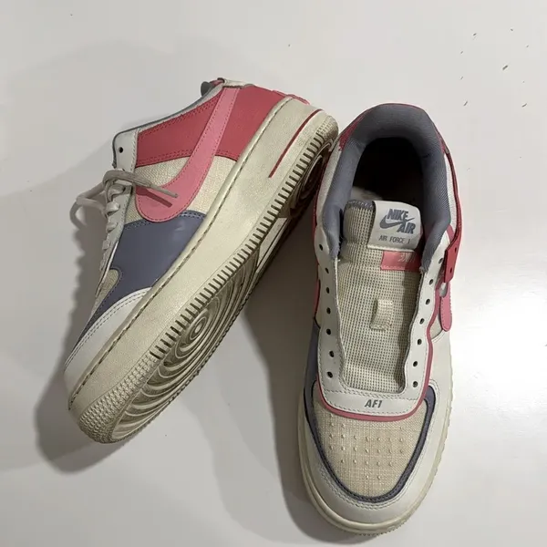 NIKE Air Force 1 Shadow Trainers EUC - Image 2