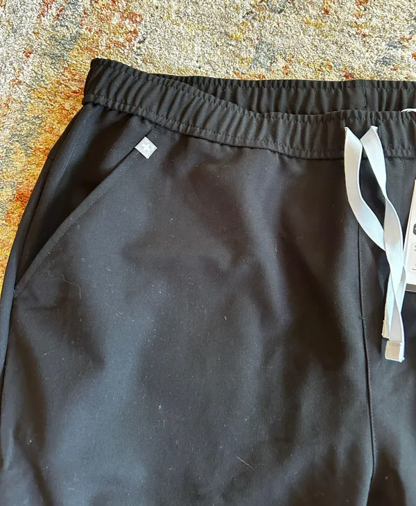 FIGS Jogger Scrub Pants - Image 5