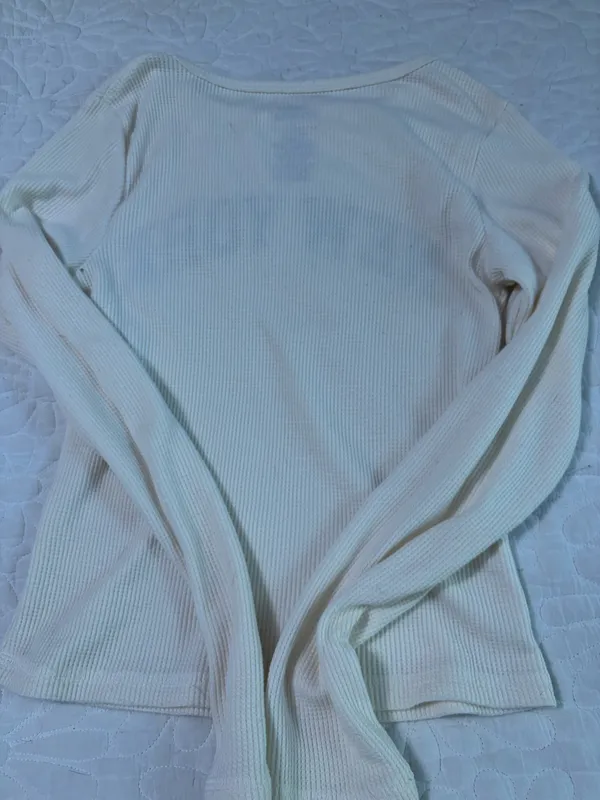 White New York long sleeve waffle knit top - Image 3