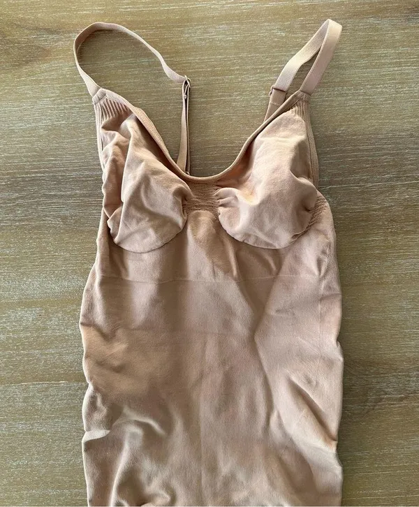 Skims Seamless Sculpt Bodysuit L/XL - Image 2