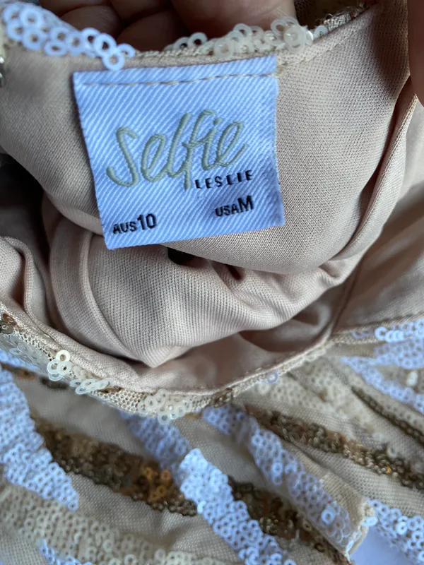 Selfie Leslie Dress - Image 3