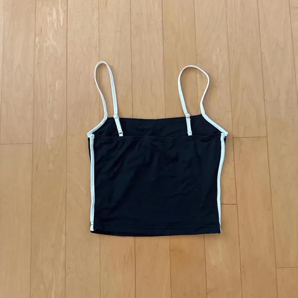 Princess Polly Maidenwell contrast black and white crop top - Image 3