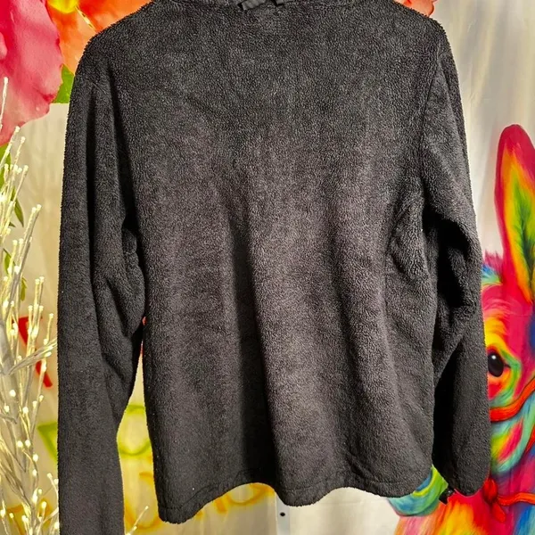 253. The North Face black fleece jacket - Image 4