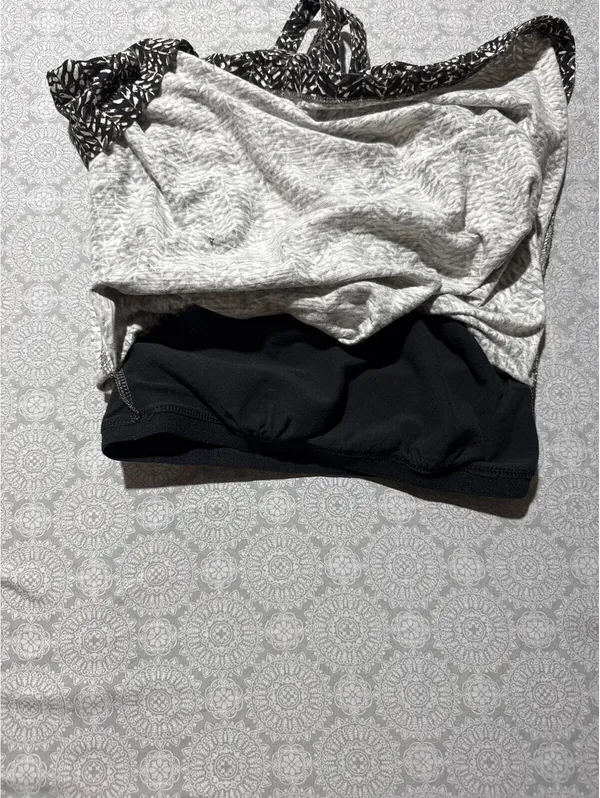 Banana Republic Black and White Patterned Halter Crop Top - Image 3