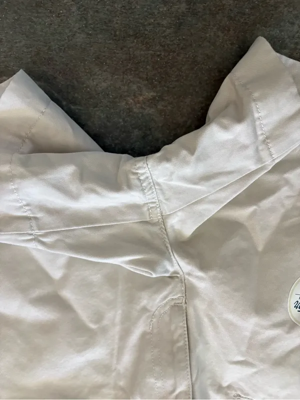 Old Navy Women’s Khaki Low Waist Chino 5” Inseam Shorts 6 NEW - Image 4