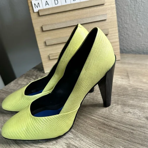 Kenzo Women’s 37 Yellow/Lime Green Heels - Image 3